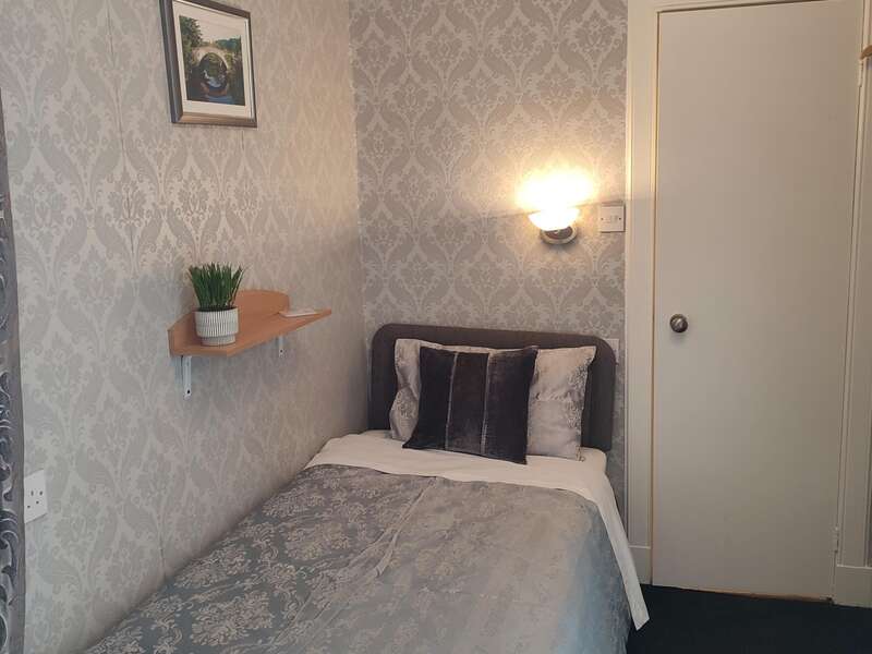 Room 2 Standard Single Room En-suite with shower (Room Only) - First Floor